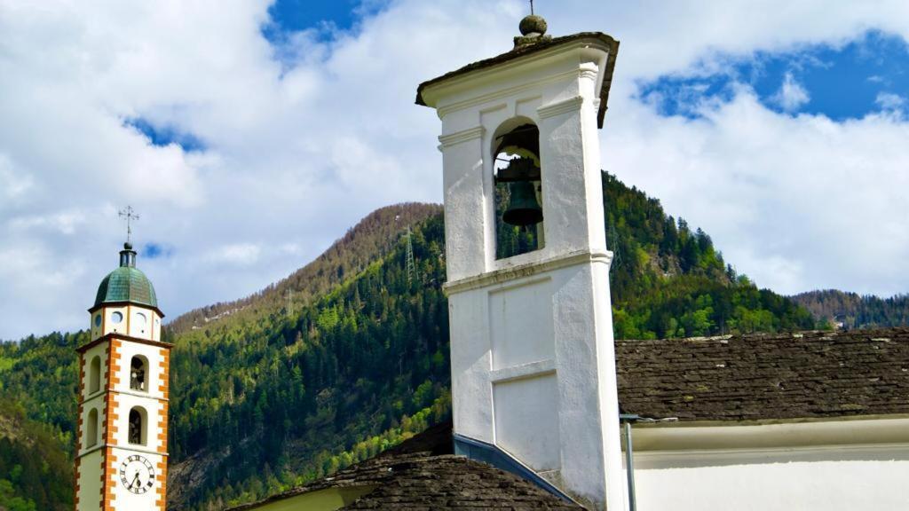 Hotel Soazza Buitenkant foto