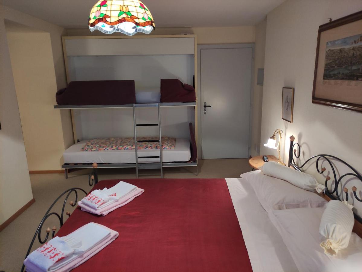 Hotel Soazza Buitenkant foto
