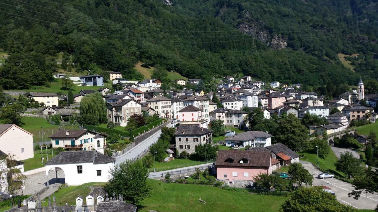 Hotel Soazza Buitenkant foto